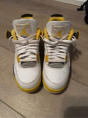 Jordan 4s White and Yellow